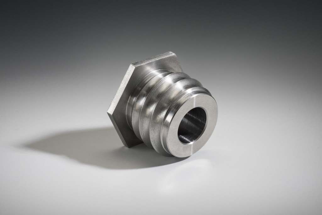 Threaded precision machined part